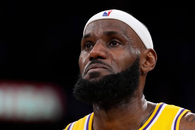 LeBron James On Why Lakers’ Defense Disappeared Against Kings After Strong Start……