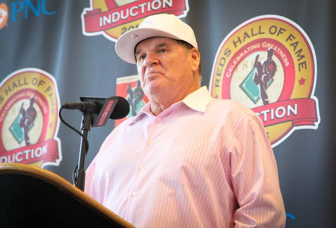 Pete rose should be in the HOF as a legend,fans are the decision makers