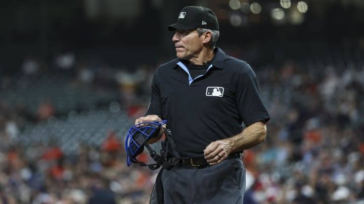 Announcement: MLB umpire Angel Hernandez retires after 3 de__see more